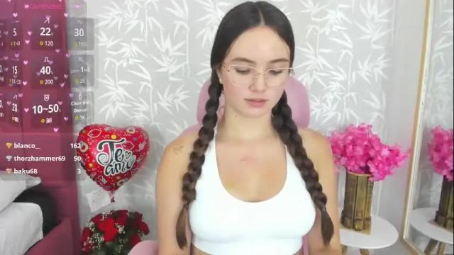 Image 10 of dafnevega Stream on Chaturbate on 1 month ago