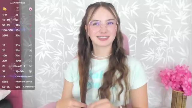 Image 8 of dafnevega Stream on Chaturbate on 28 days ago