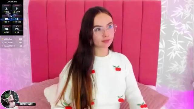 Image 11 of dafnevega Stream on Chaturbate on 2 months ago