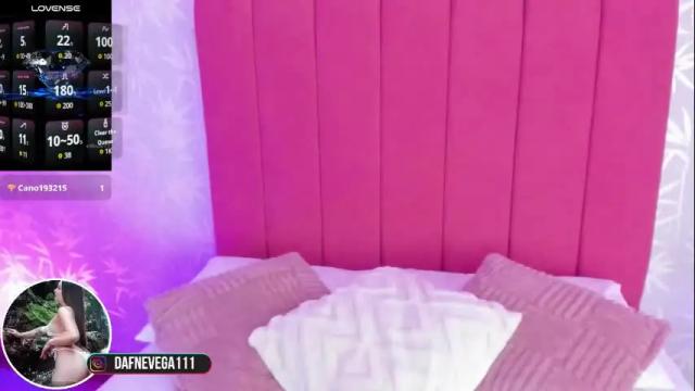 Image 11 of dafnevega Stream on Chaturbate on 2 months ago