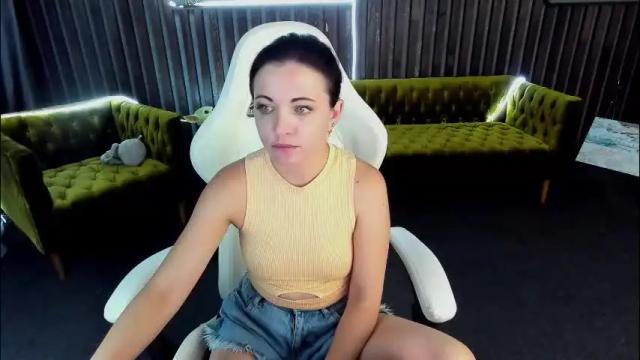 Image 2 of dafni_mon Stream on Chaturbate on 1 month ago
