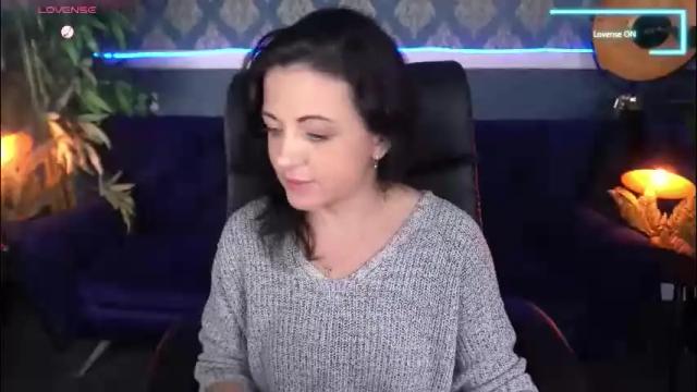 Image 2 of dafni_mon Stream on Chaturbate on 5 days ago