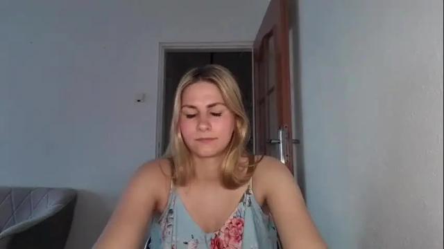 Image 2 of dagmariepiquant Stream on Chaturbate on 2 months ago