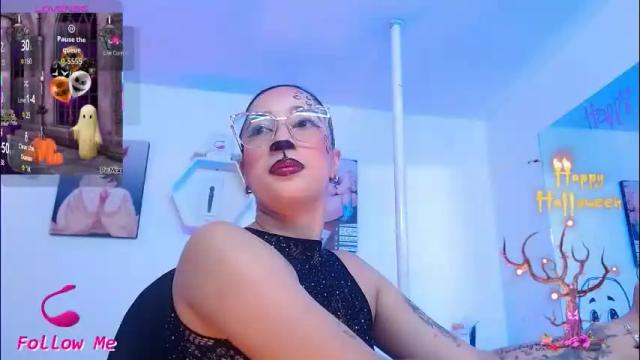 Image 3 of dagny_ Stream on Chaturbate on 1 day ago