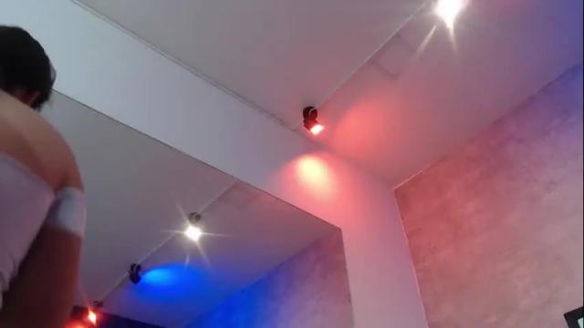 Image 4 of dahiana_0 Stream on Chaturbate on 18 days ago