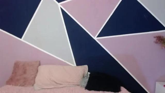 Image 8 of dahiana_bander Stream on Chaturbate on 17 months ago