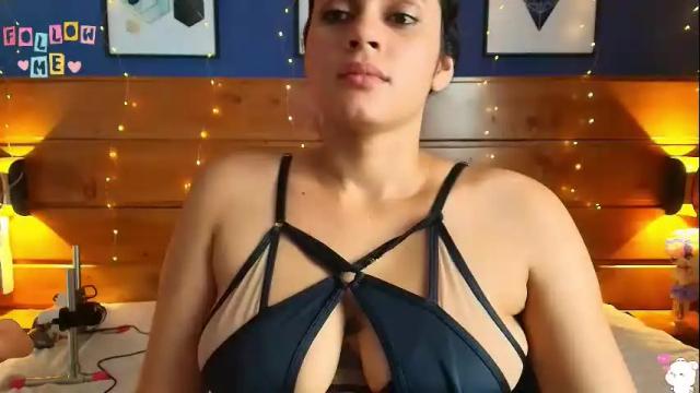 Image 10 of dahiana_spark Stream on Chaturbate on 1 month ago