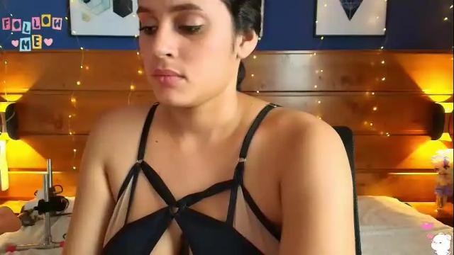 Image 6 of dahiana_spark Stream on Chaturbate on 1 month ago
