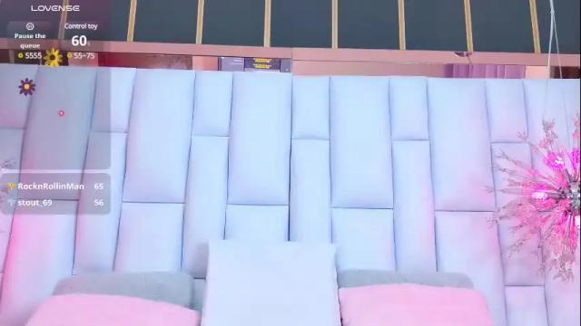 Image 6 of dahianamoss Stream on Chaturbate on 1 month ago