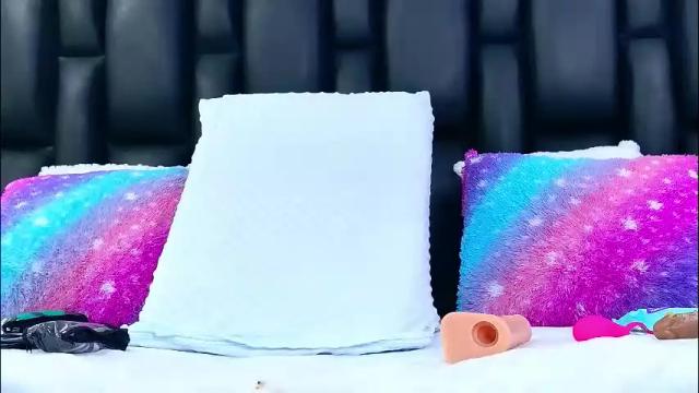 Image 7 of dahianamoss Stream on Chaturbate on 1 month ago