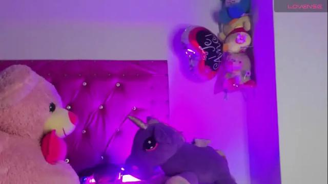 Image 2 of dahiangomezz Stream on Chaturbate on 1 month ago