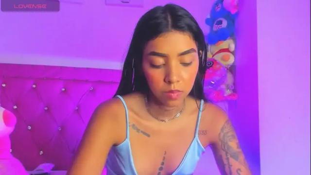 Image 12 of dahiangomezz Stream on Chaturbate on 1 month ago