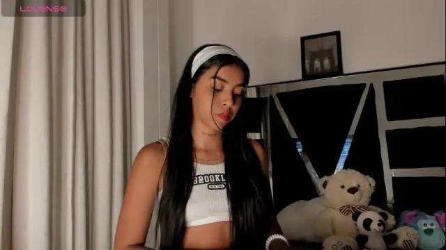 Image 4 of dahiangomezz Stream on Chaturbate on 29 days ago