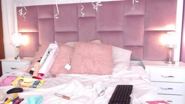 Thumbnail 1, dahiaralee's Stream at Chaturbate, 15 months ago