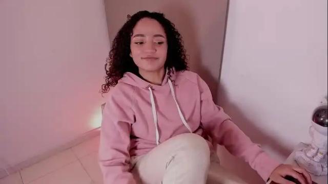 Thumbnail 1, dahliabrowniee's Stream at Chaturbate, 22 days ago