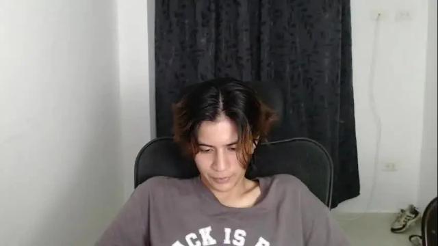 Image 3 of dahliarios Stream on Chaturbate on 2 months ago