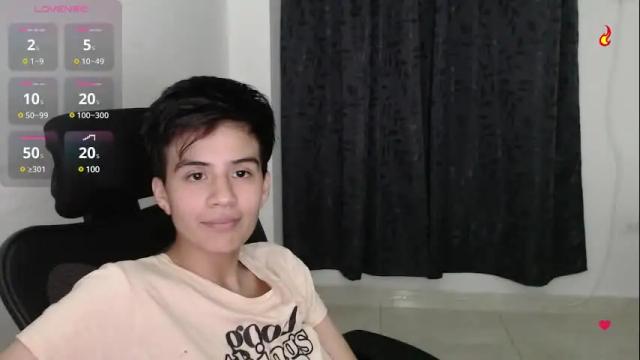 Image 3 of dahliarios Stream on Chaturbate on 1 month ago