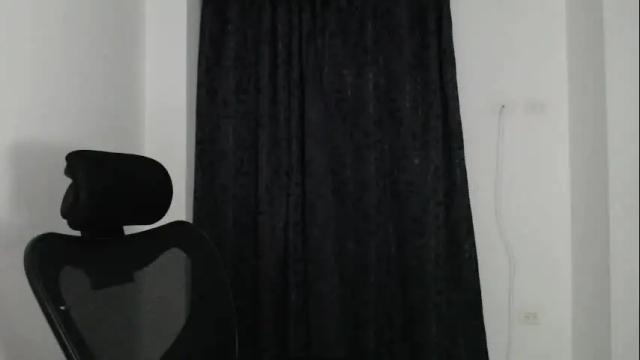 Image 10 of dahliarios Stream on Chaturbate on 22 days ago