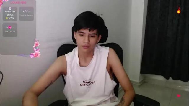 Image 6 of dahliarios Stream on Chaturbate on 2 months ago