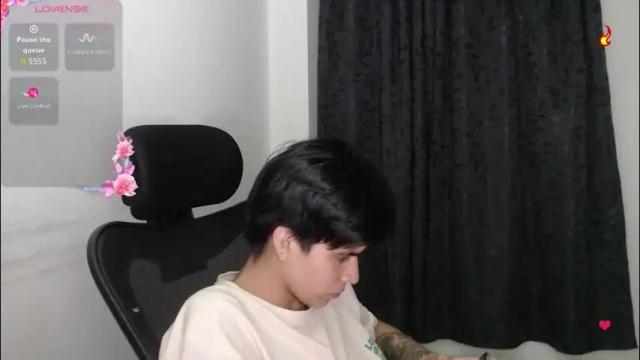 Image 10 of dahliarios Stream on Chaturbate on 2 months ago