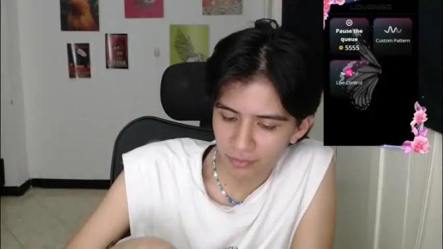 Image 3 of dahliarios Stream on Chaturbate on 1 month ago