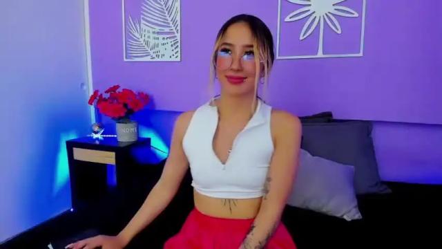 Image 10 of daiana_reynolds Stream on Chaturbate on 19 months ago