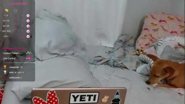 Image 2 of dainty_heart Stream on Chaturbate on 20 months ago