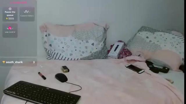 Thumbnail 1, dainty_heart's Stream at Chaturbate, 1 month ago