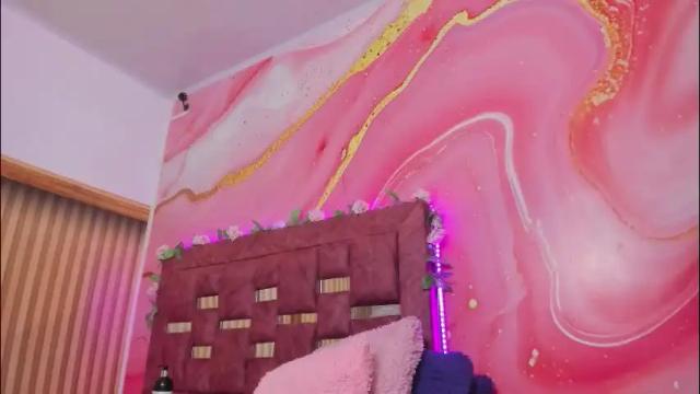 Image 12 of daisy__rose Stream on Chaturbate on 1 month ago