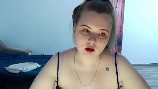 Image 2 of daisy_dickends Stream on Chaturbate on 13 months ago
