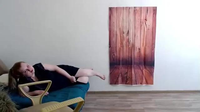 Image 4 of daisy_dickends Stream on Chaturbate on 13 months ago