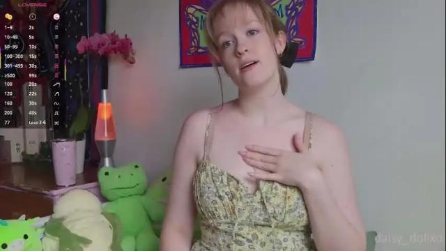 Image 11 of daisy_dollxo Stream on Chaturbate on 9 days ago