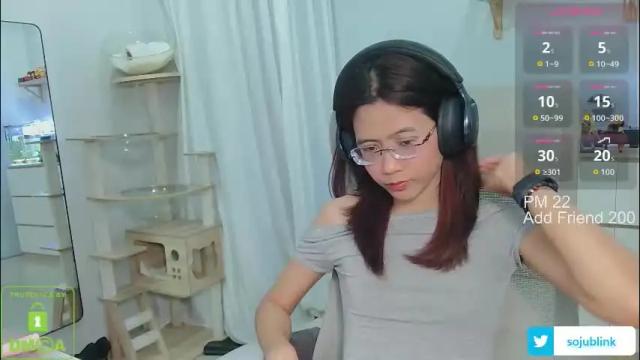 Image 3 of daisybean Stream on Chaturbate on 24 days ago