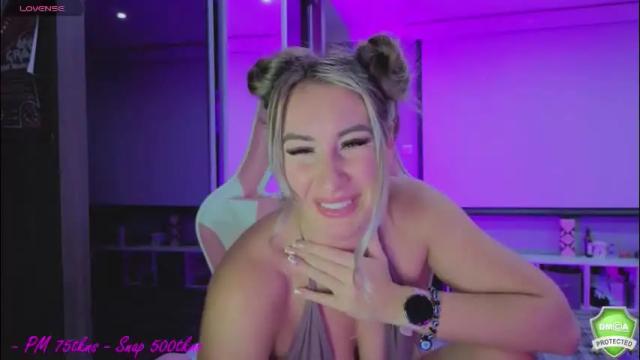 Image 3 of daisydeliciousxx Stream on Chaturbate on 1 month ago