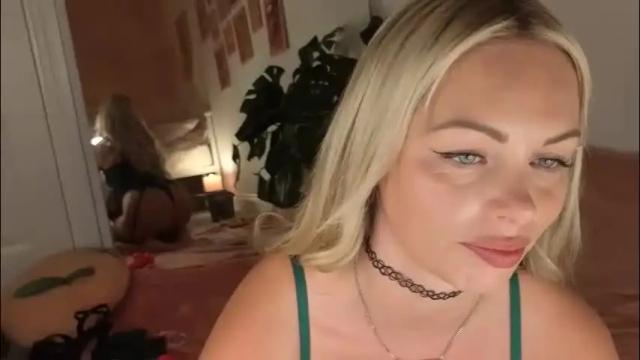 Image 6 of daisydreams_cumtrue Stream on Chaturbate on 1 month ago