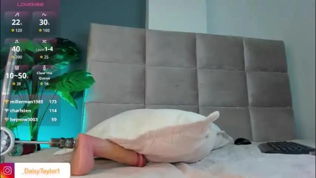 Image 3 of daisytaylor_ Stream on Chaturbate on 2 months ago