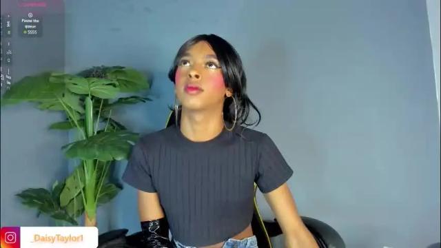 Image 6 of daisytaylor_ Stream on Chaturbate on 1 month ago