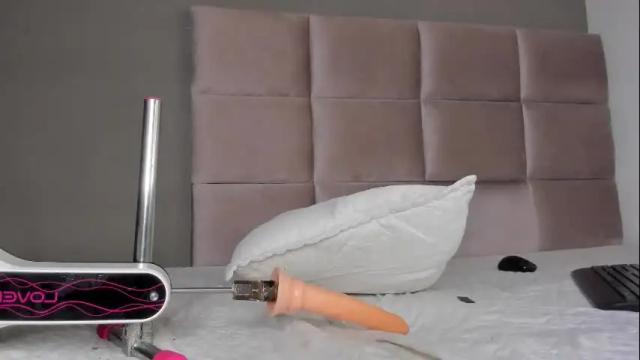 Image 3 of daisytaylor_ Stream on Chaturbate on 22 days ago