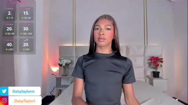 Image 4 of daisytaylor_ Stream on Chaturbate on 1 month ago