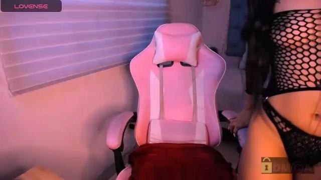 Image 3 of dakota__dixon Stream on Chaturbate on 15 months ago