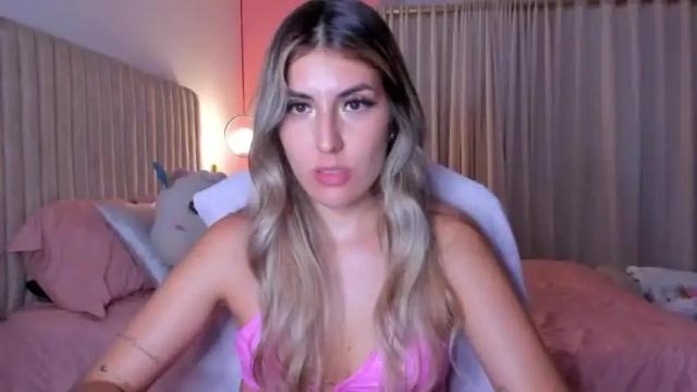 Image 4 of dakota_clark Stream on Chaturbate on 24 months ago