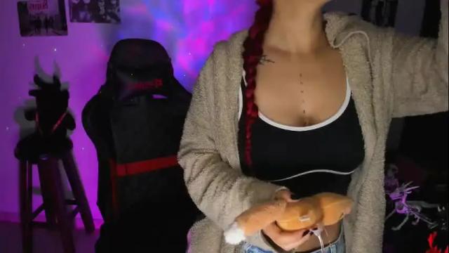 Image 3 of dakota_crab Stream on Chaturbate on 3 months ago