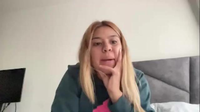 Image 3 of dakota_fenty Stream on Chaturbate on 7 months ago