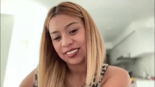 Image 2 of dakota_fenty Stream on Chaturbate on 5 months ago