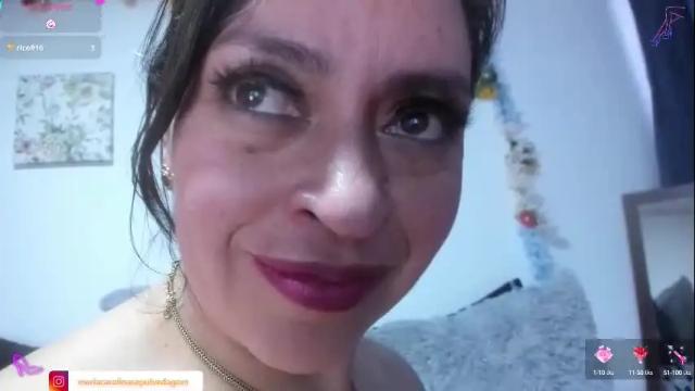 Image 3 of dakota_gray_ Stream on Chaturbate on 1 month ago