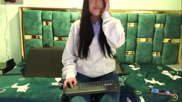 Image 2 of dakota_guirl Stream on Chaturbate on 1 month ago