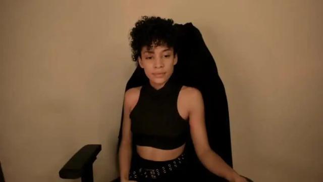 Image 4 of dakota_hunter_ Stream on Chaturbate on 13 months ago