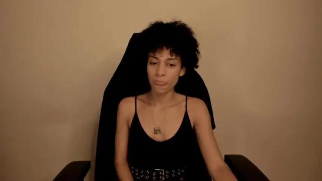 Image 2 of dakota_hunter_ Stream on Chaturbate on 13 months ago