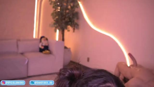 Image 7 of dakota_leex Stream on Chaturbate on 2 months ago