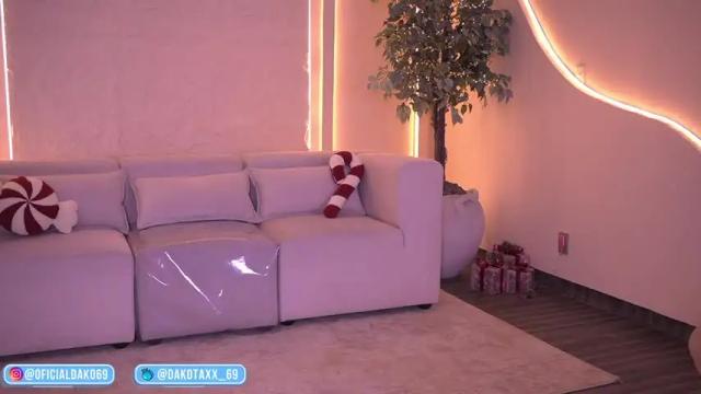 Image 12 of dakota_leex Stream on Chaturbate on 1 month ago